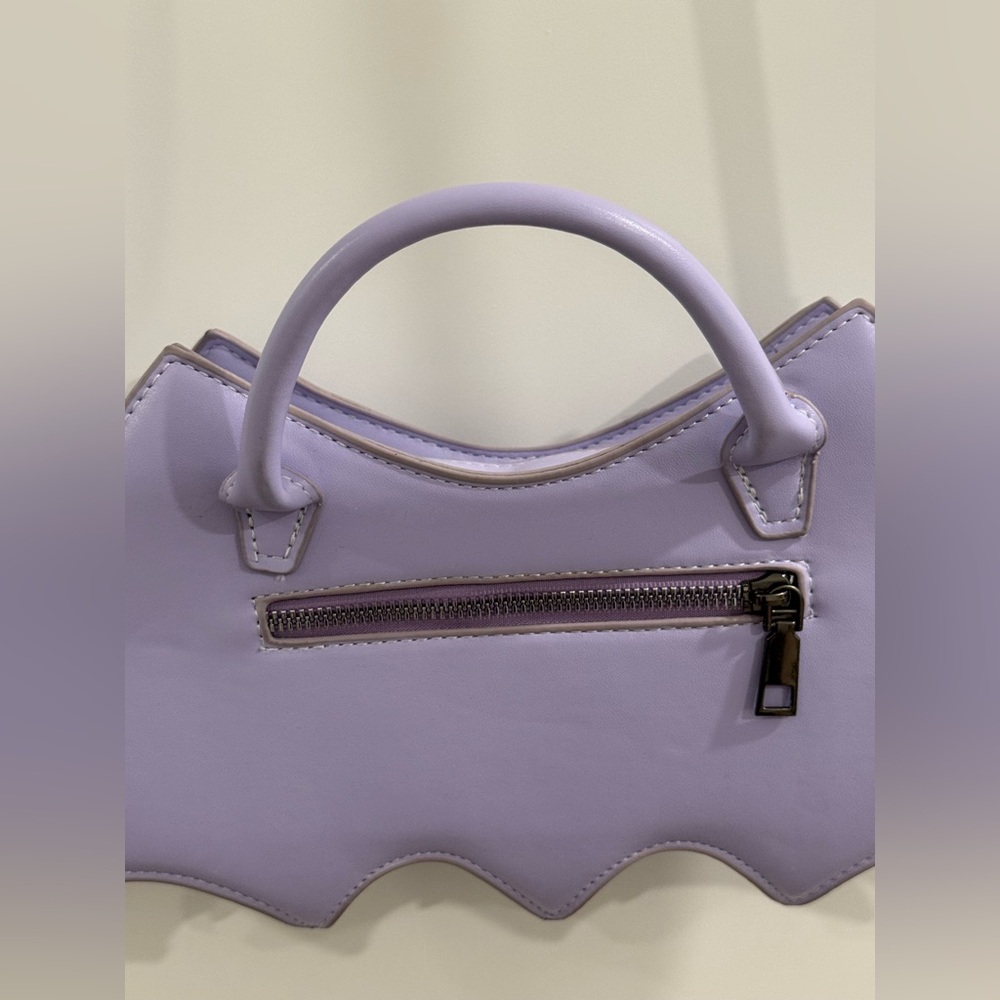No Brand bright lavender bat / spiderweb purse w/ adjustable strap - Picture 11 of 16